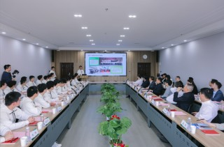 雷军：我在武大雷军班的班会上发言