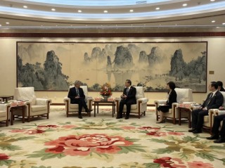 英伟达CEO黄仁勋到访北京：中国是非常重要的市场 希望继续与中国合作