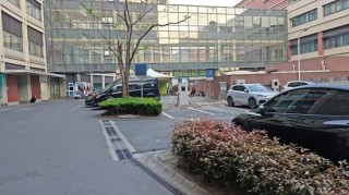 江西省儿童医院一医生帮联系民营救护车800公里收2.8万元，院方调查