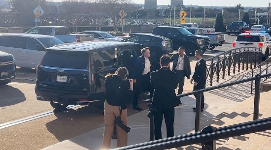 4480yy在线A片无码 马斯克结束与五角大楼高级官员的会面  第1张