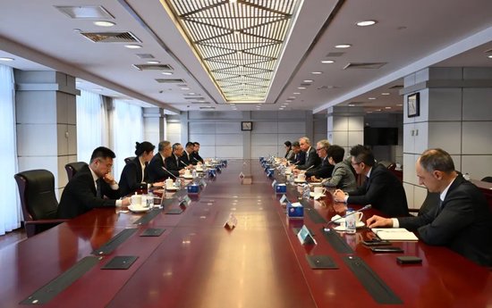 4480yy在线A片无码 农业银行董事长谷澍会见德意志银行集团主席卫礼思  第1张