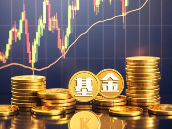 4500网约外围模特女神 从“千亿神话”到缩水190亿，金融“女将”辞任兴银基金董事长  第2张