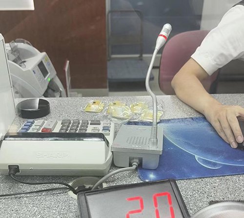 4480午夜理论免费无码 4％大额存单“换”黄金 年轻人购金花样百出  第3张