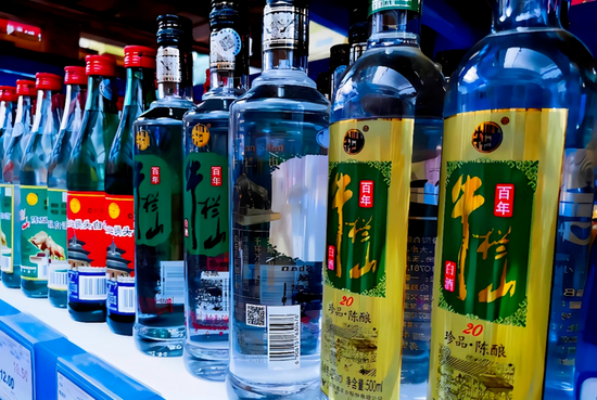 4500网约外围模特女神 顺鑫农业：毛利率持续下滑，产品结构失衡，薄利死循环如何突围？  第3张