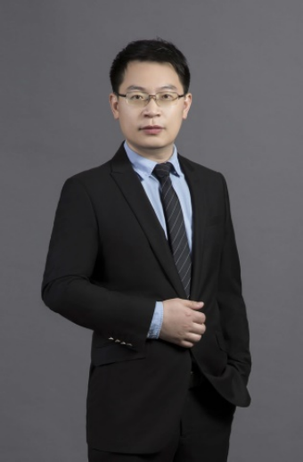 4500网约外围模特女神 华商基金王毅文：以产业视角穿越周期 代表作业绩近3年同类前十  第1张
