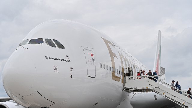 4500网约外围模特女神 特朗普关税干扰美欧航空供应链，航空业集体呼吁“免关税”  第1张
