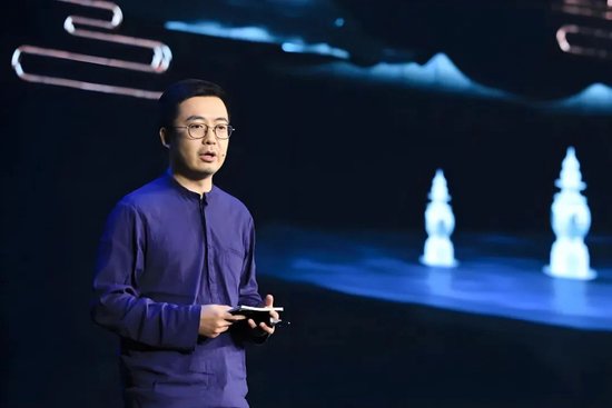 4500网约外围模特女神 阿里转轨，吴泳铭还得“啃”蒋凡  第1张